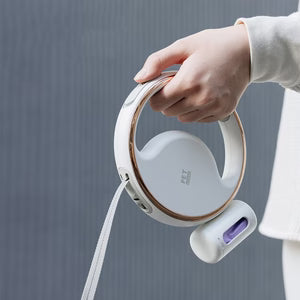 Automatic Lighting Retractable Dog Leash ( 30 Days Replacement Warranty)